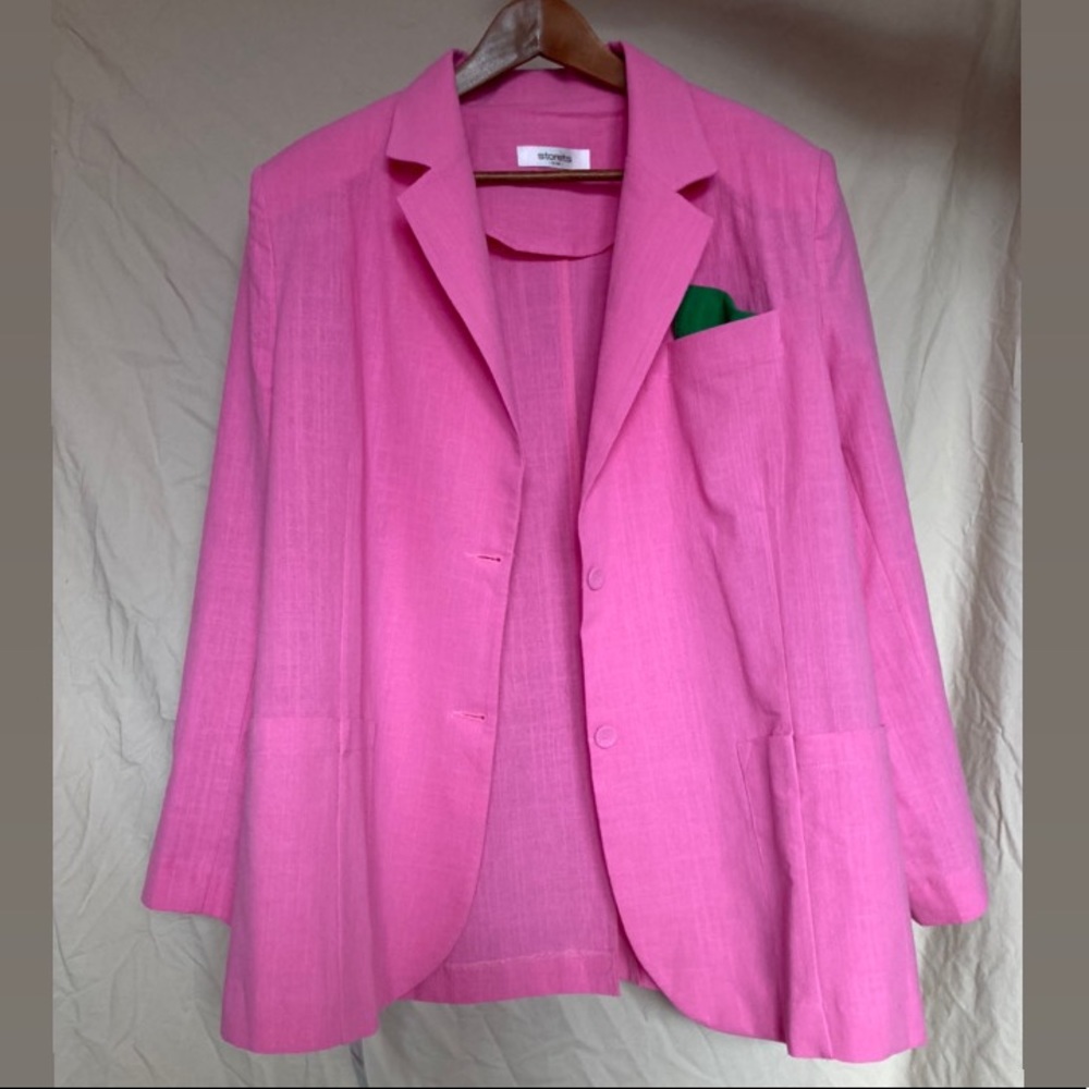 Beautiful Pink Oversized Blazer🦩
